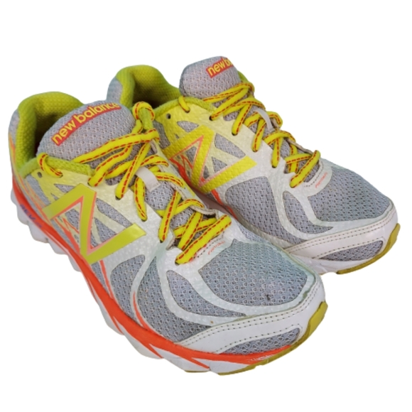 New Balance 3190 Revlite,running shoes, women's size 7, white. - Picture 1 of 11